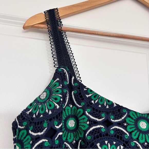 J. Crew Eyelet Tiered Floral Embroidered Dress Mini Women’s 6 Navy Old Money - Picture 7 of 11